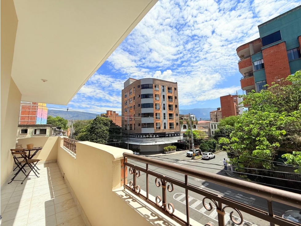 Amoblado HERMOSO estudio Primer Parque Laureles