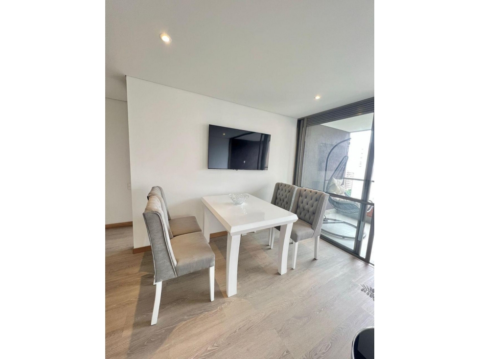 Amoblado ESPECTACULAR Apartamento Tesoro Poblado — foto 5