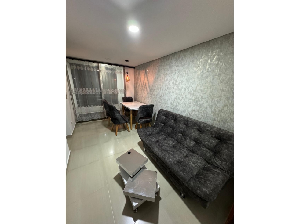 Amoblado HERMOSO Apartamento La Floresta - Medellín — foto 4