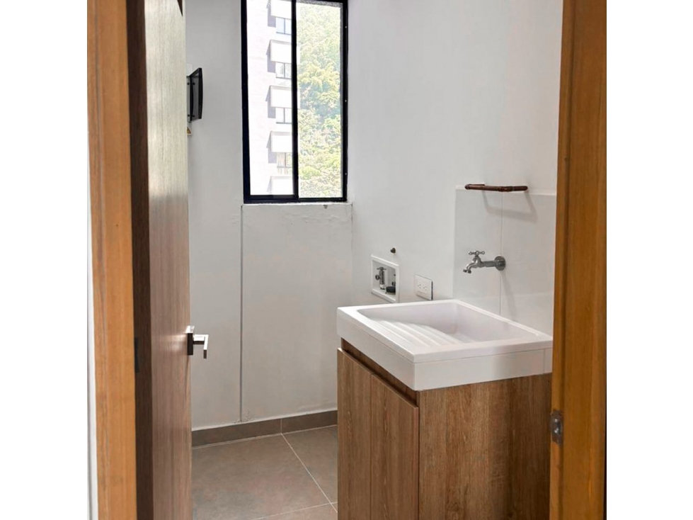VENTA Hermoso Apartamento Laureles — foto 6