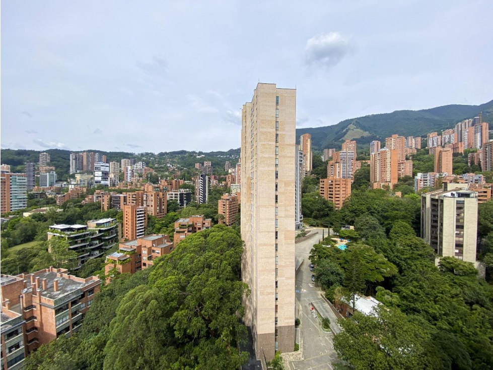 Amoblado HERMOSO Apartamento cerca al Tesoro — foto 5