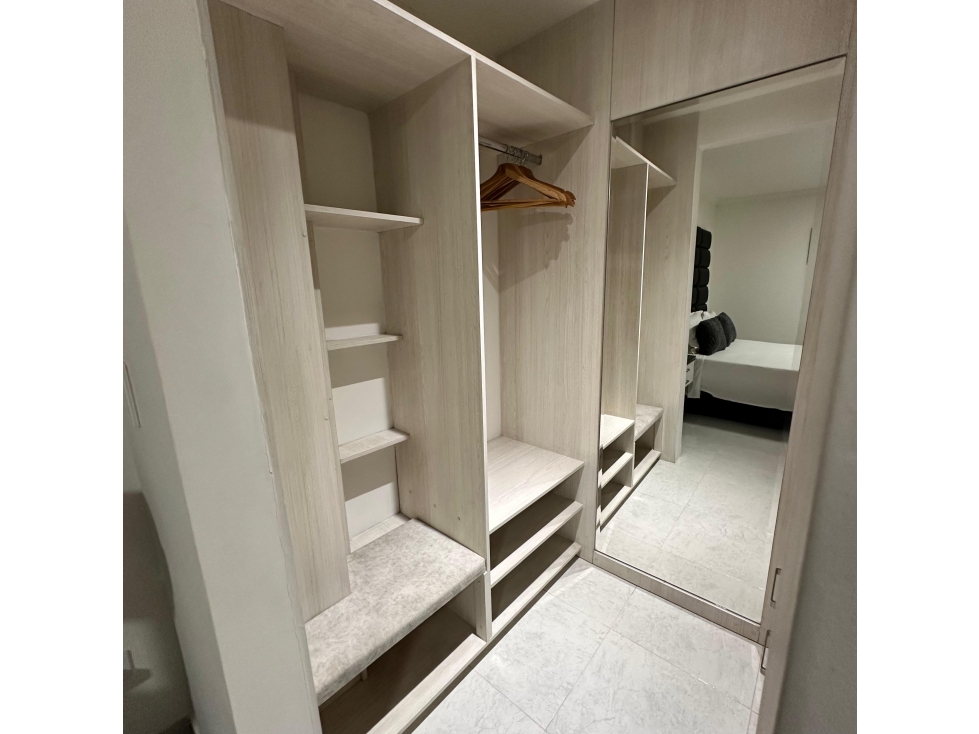 Amoblado HERMOSO Apartamento de lujo en la América — foto 6