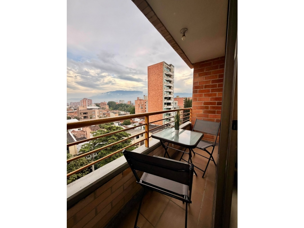 Amoblado HERMOSO Estudio Cerca a la UPB — foto 2