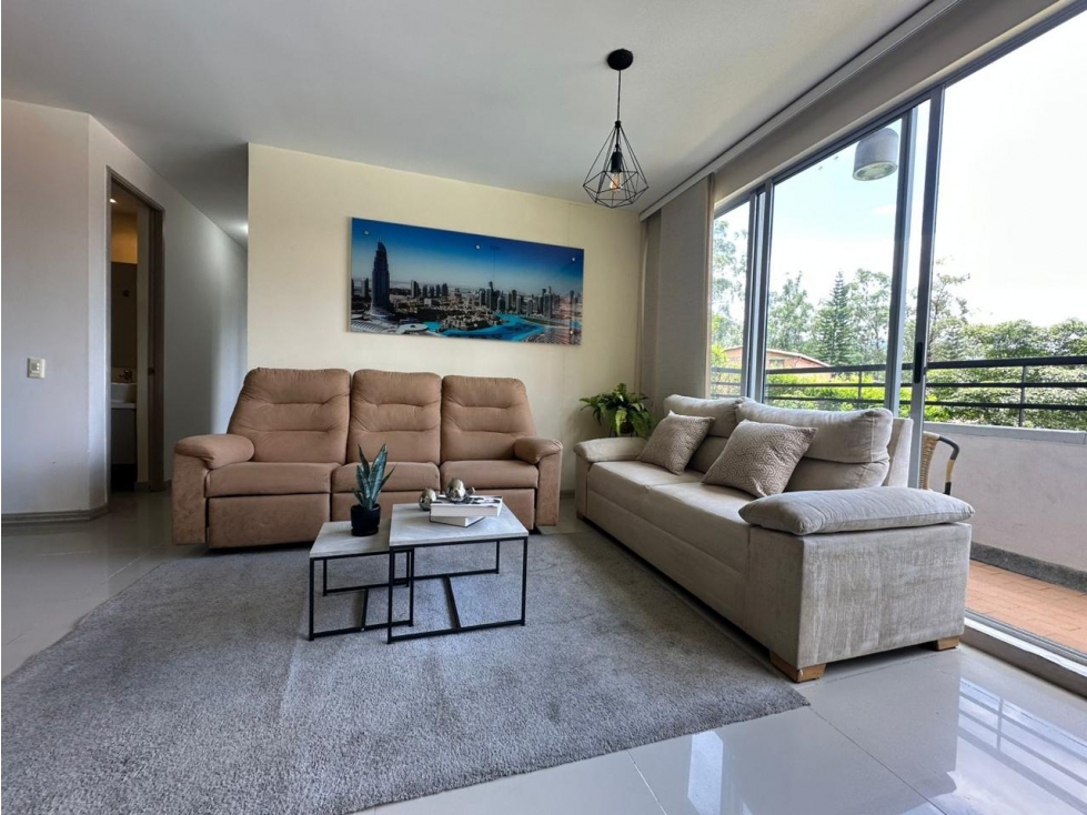 Amoblado HERMOSO Apartamento cerca a CC Arkadia — foto 2