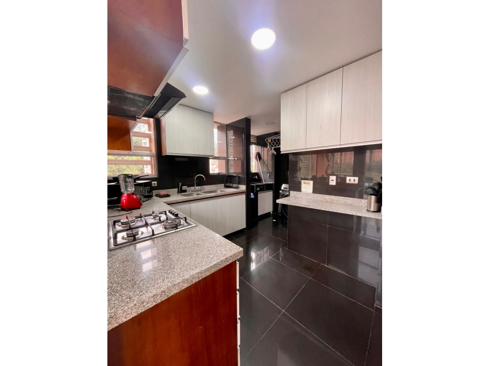 Amoblado Hermoso Apartamento duplex piso 14 - MedellÍn — foto 5