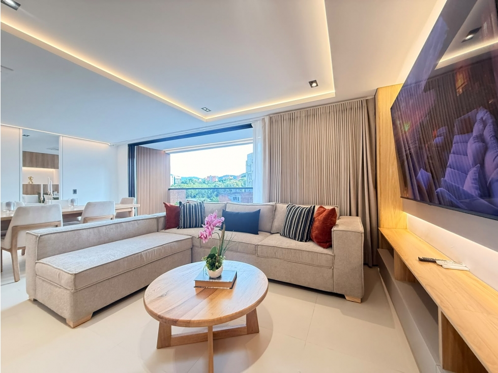 Venta HERMOSO Apartamento de lujo Amoblado Laureles — foto 5