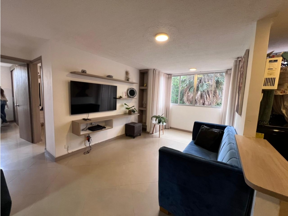 Amoblado HERMOSO Apartamento Loma de San Julián — foto 2