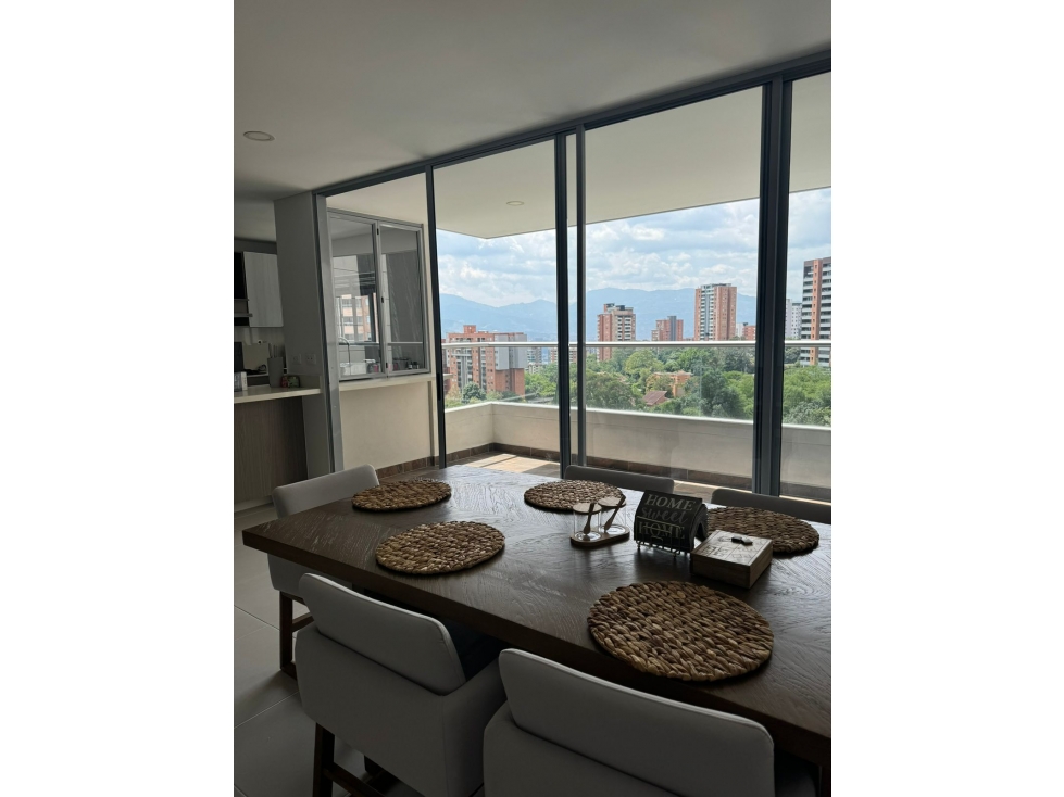 Amoblado Moderno piso 7 Envigado