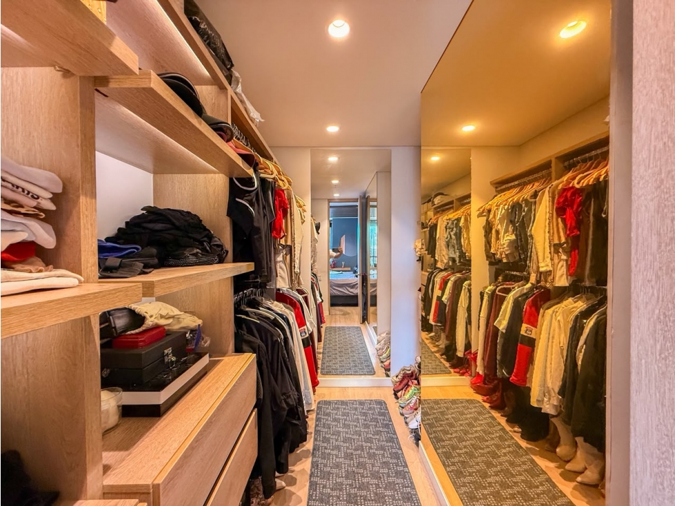 Amoblado Exclusivo Apartamento Poblado sector Tesoro — foto 6