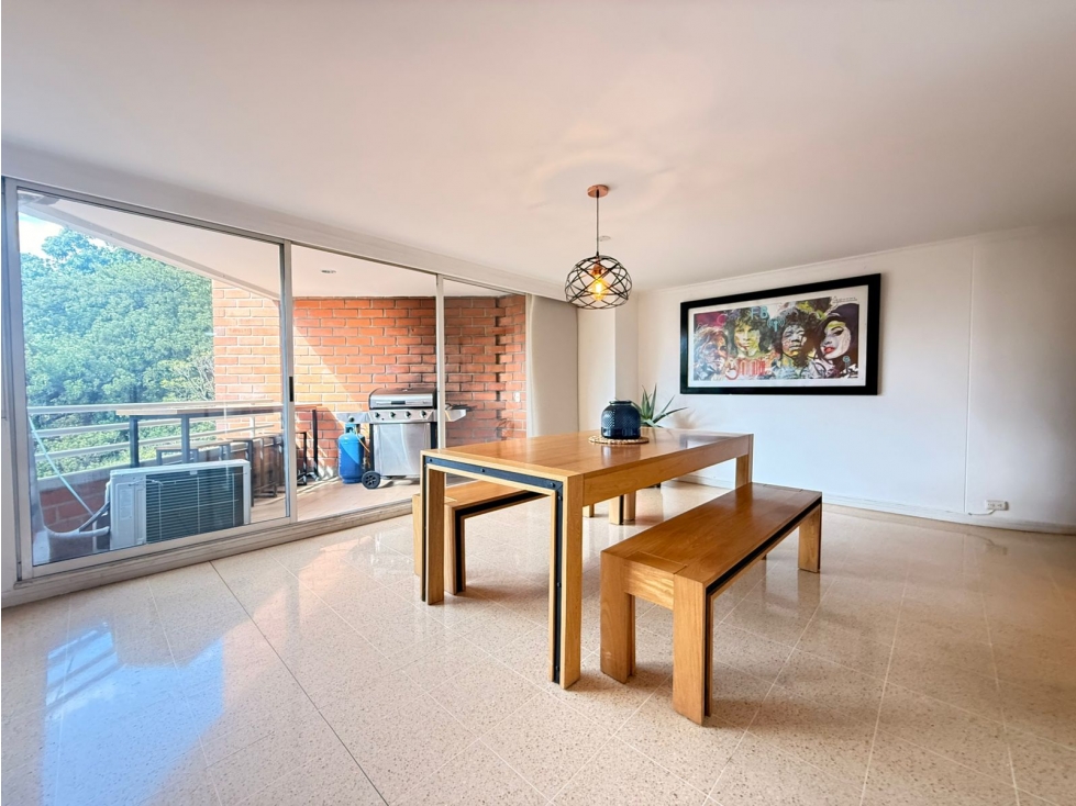 Amoblado HERMOSO Apartamento en Oviedo - Medellín — foto 4