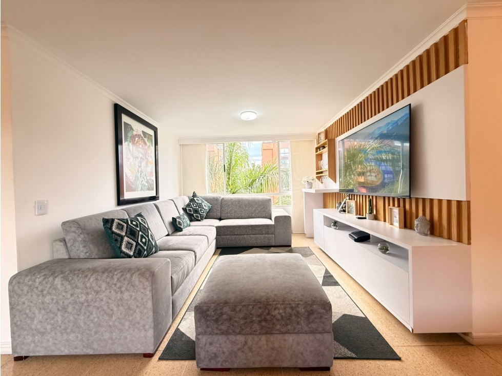 Amoblado HERMOSO Apartamento en Oviedo - Medellín
