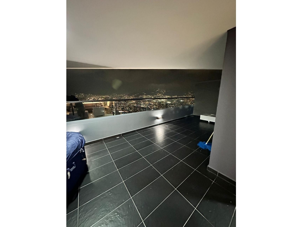 Amoblado Espectacular Apartamento Poblado sector Palmas-Medellin — foto 4
