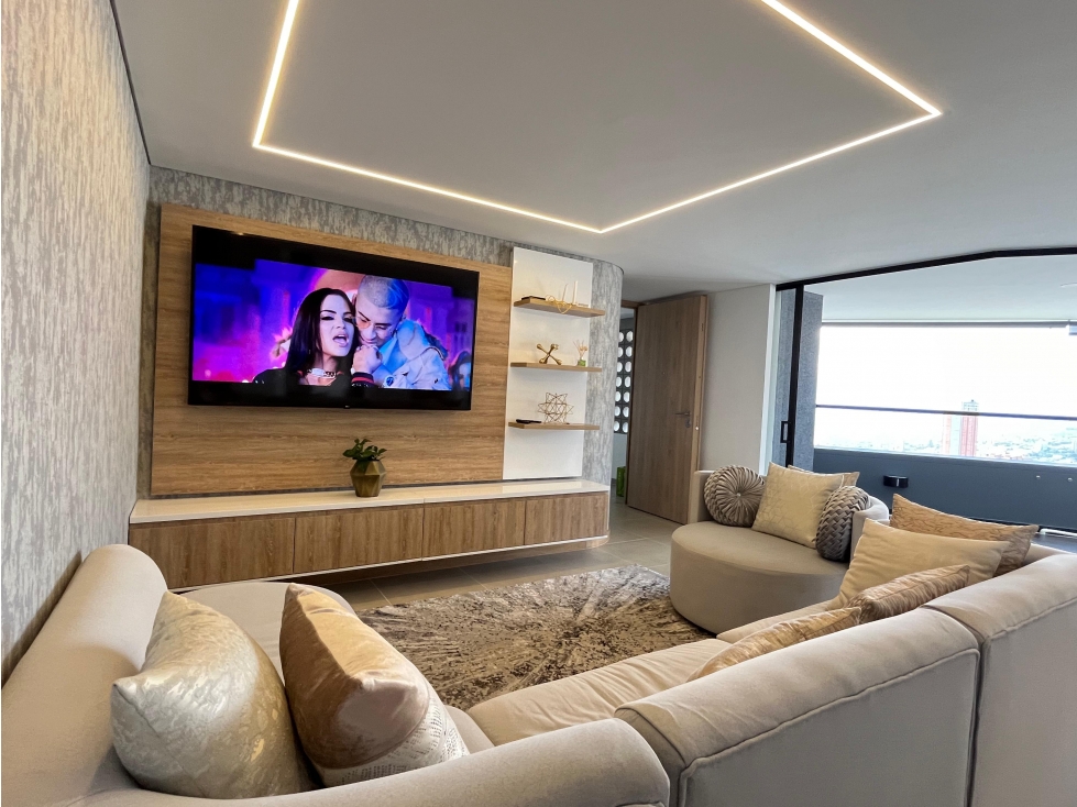 Amoblado Increíble Apartamento de Lujo Palmas - Medellín. — foto 2
