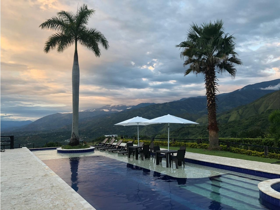 Hermosa finca amoblada San jerónimo - 2