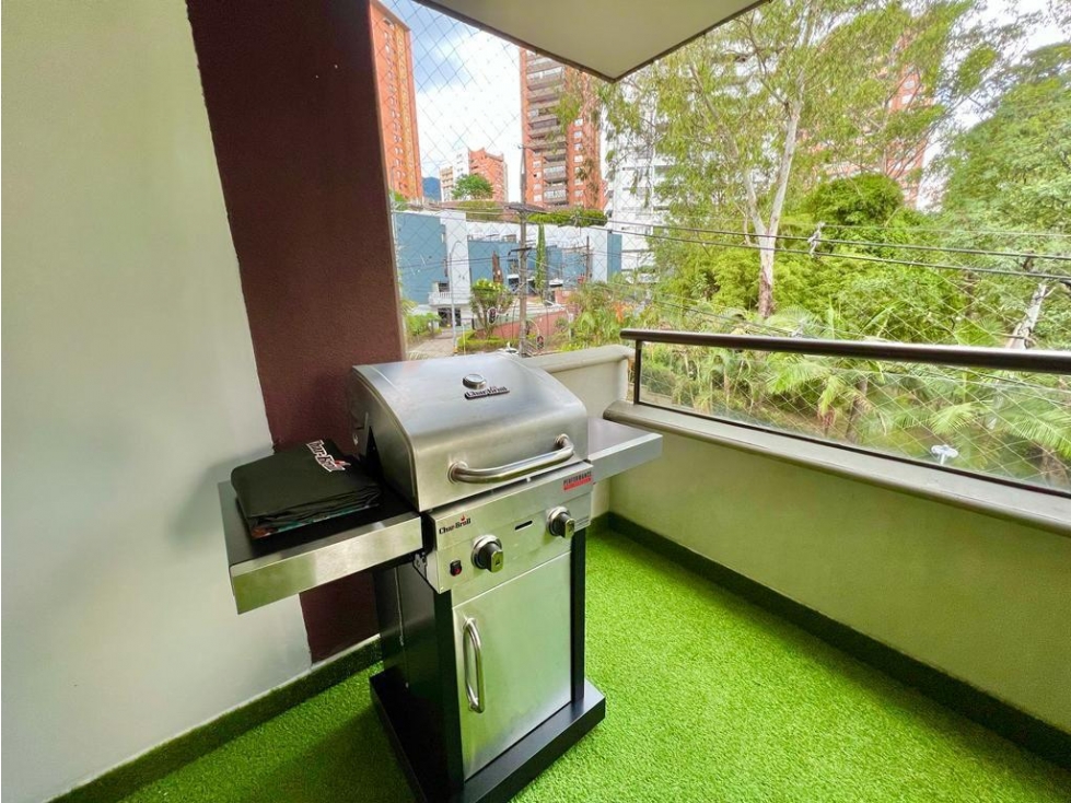 Amoblado HERMOSO Apartamento sector Tesoro Poblado — foto 3