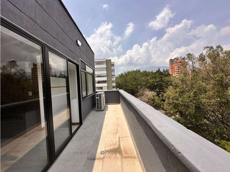 Venta HERMOS PH Dúplex Remodelado Laureles — foto 3
