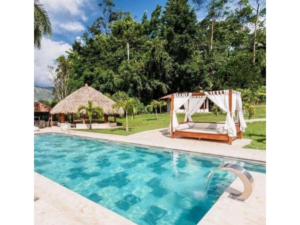Amoblado Espectacular Finca Girardota Antioquia - Precio por noche. - 2
