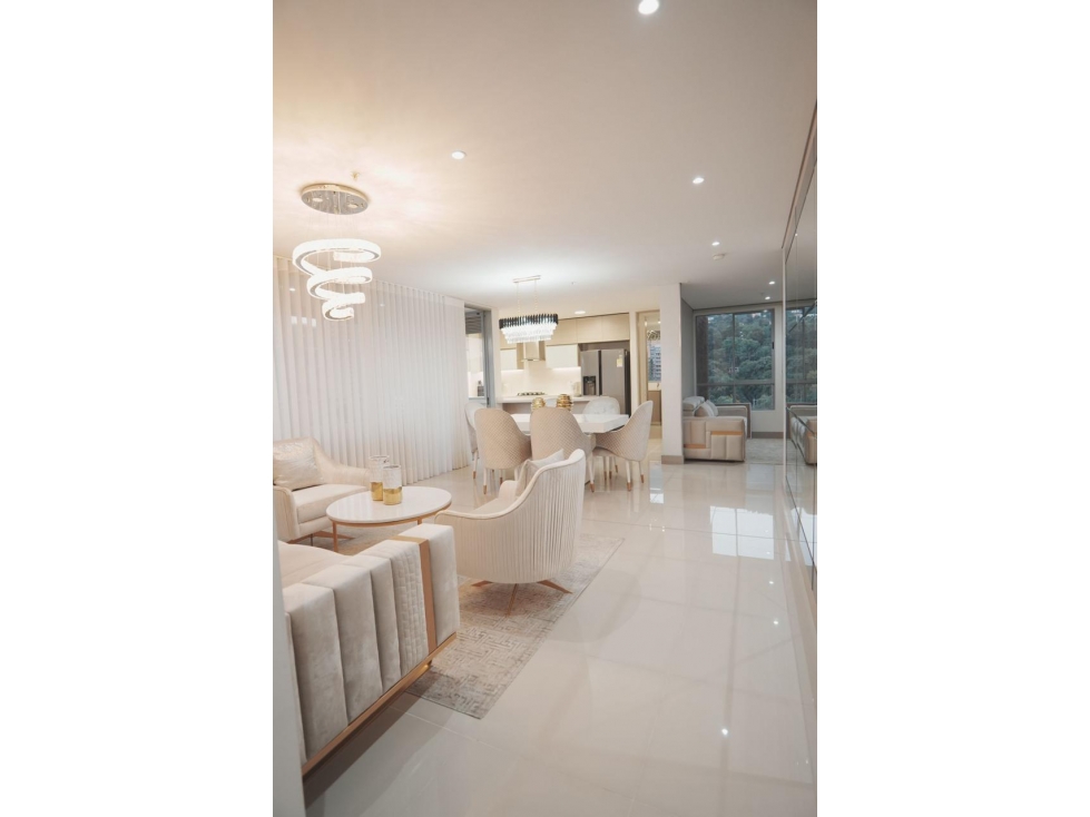 Venta ESPECTACULAR Apartamento de lujo Poblado Provenza — foto 3