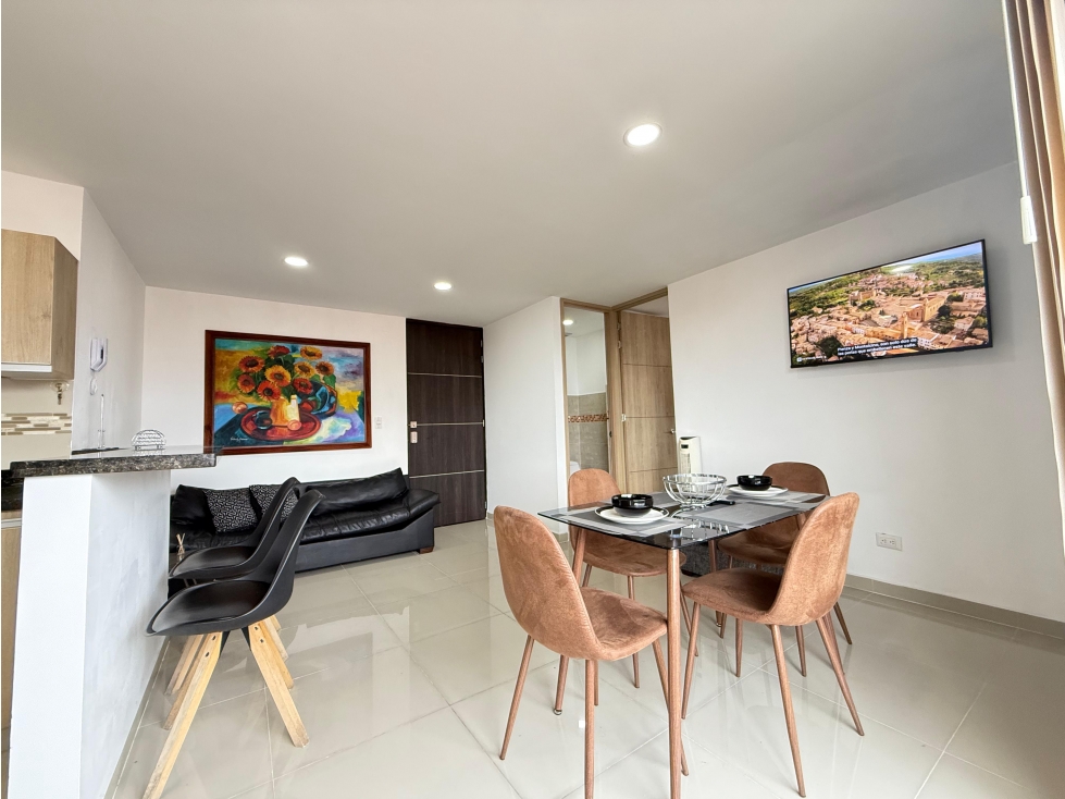 Amoblado HERMOSO Estudio Laureles Nogal — foto 4
