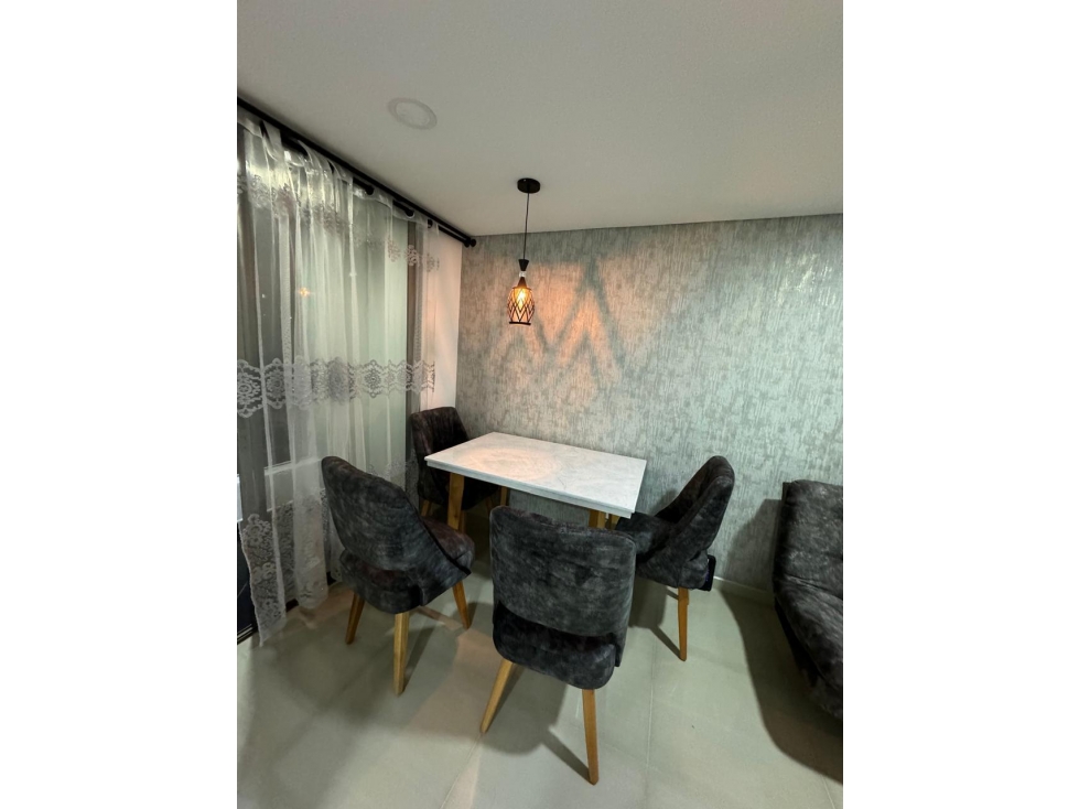 Amoblado HERMOSO Apartamento La Floresta - Medellín — foto 5