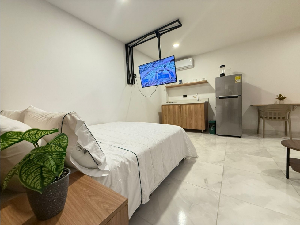 Amoblado HERMOSO estudio tipo loft Laureles — foto 4