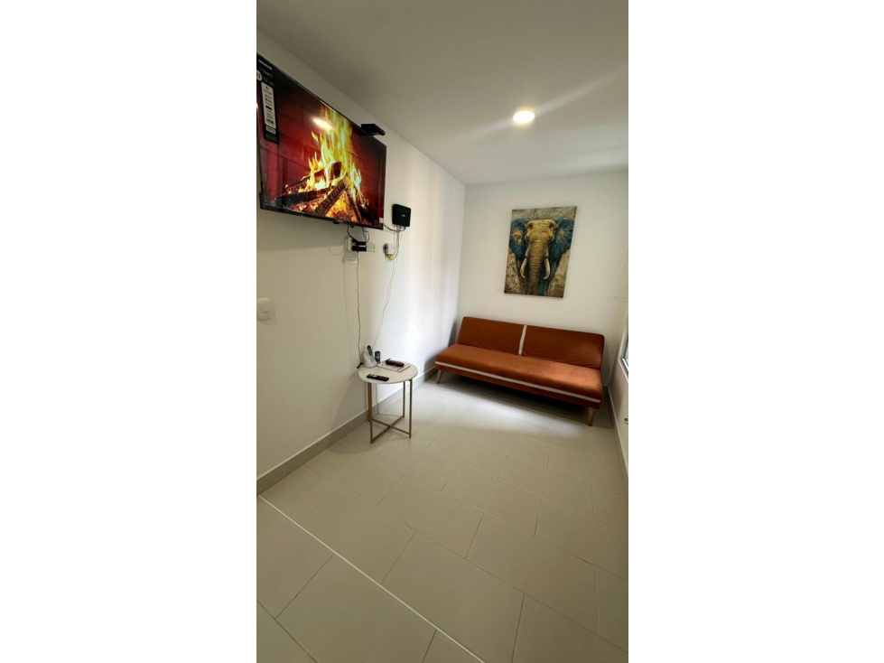 Amoblado HERMOSO Apartamento en los Colores — foto 6