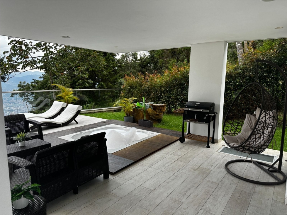 Amoblada Espectacular Casa Palmas - Precio por noche.