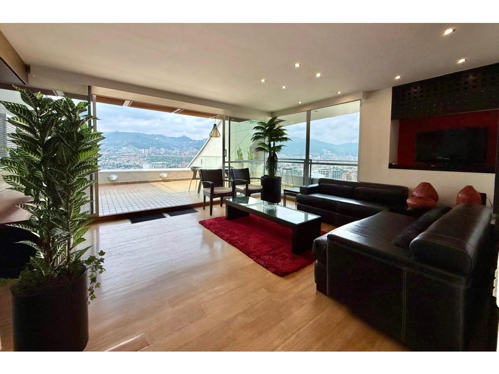 Amoblado EXCLUSIVO Apartamento San Fernando Plaza