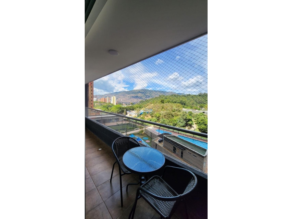 VENTA HERMOSO Apartamento San German Medellín — foto 2