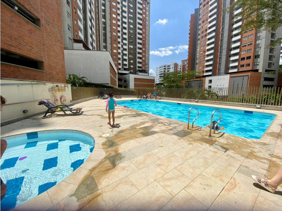 Amoblado Hermoso Apartamento la Abadía Envigado - Antioqua. — foto 2