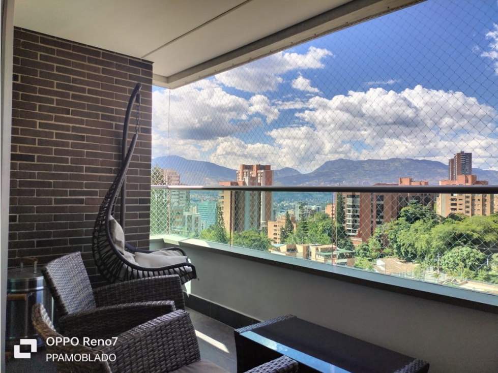 Amoblado Hermoso Apartamento de Lujo Poblado - Medellín. — foto 4