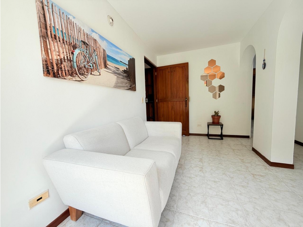 Amoblado HERMOSO estudio Primer Parque Laureles — foto 5