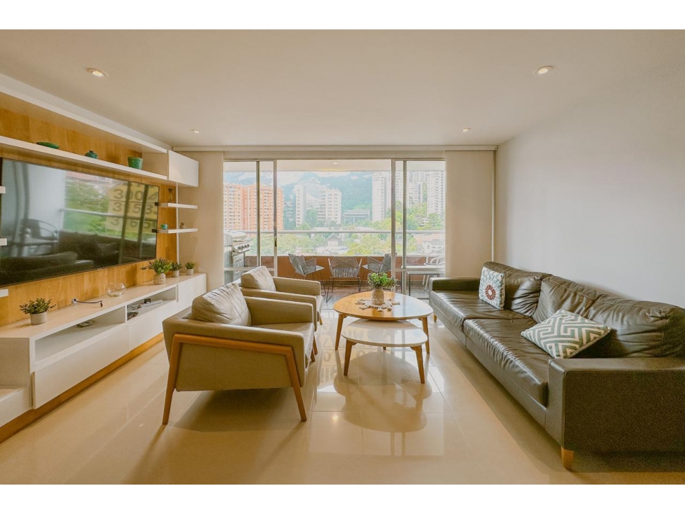 Amoblado HERMOSO Apartamento Los Balsos Poblado — foto 3