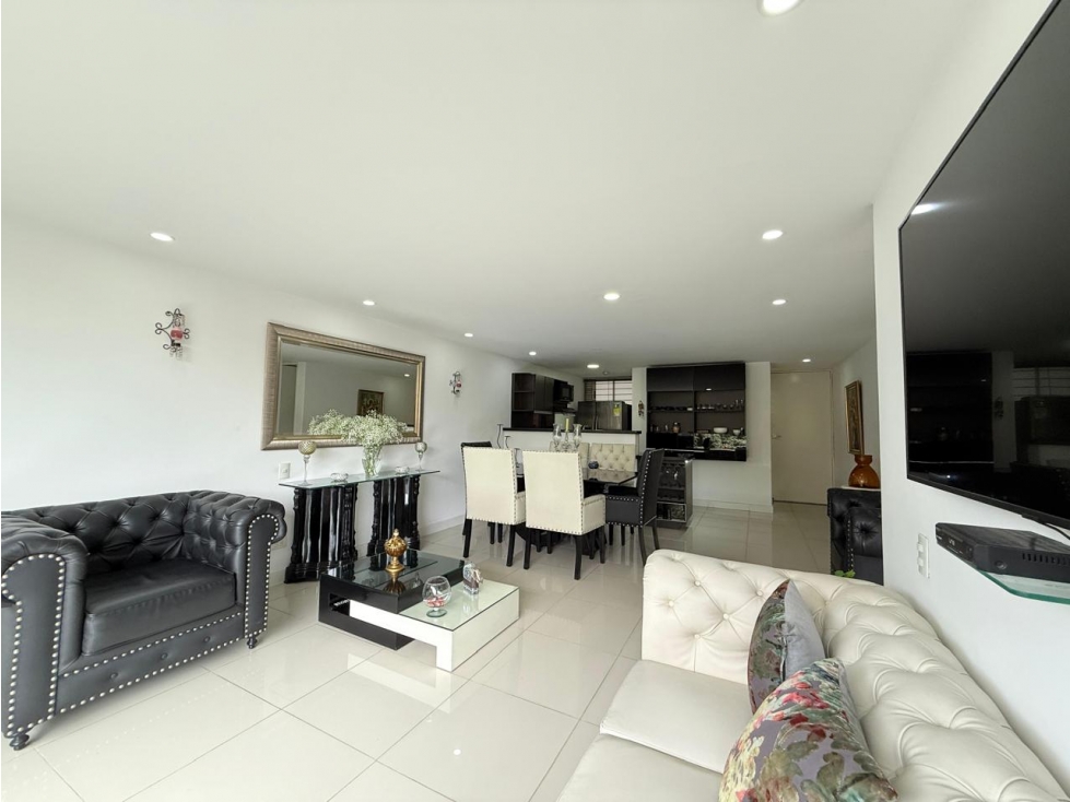 Amoblado HERMOSO Apartamento Zúñiga el Poblado