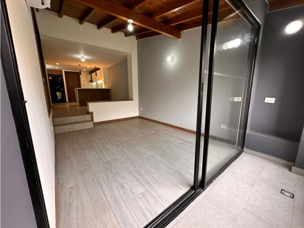 Venta HERMOS PH Dúplex Remodelado Laureles — foto 6