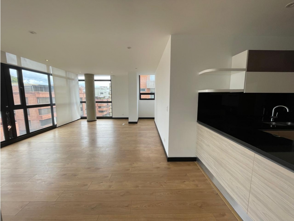 Apartamento iluminado y de buenos espacios en venta — foto 6