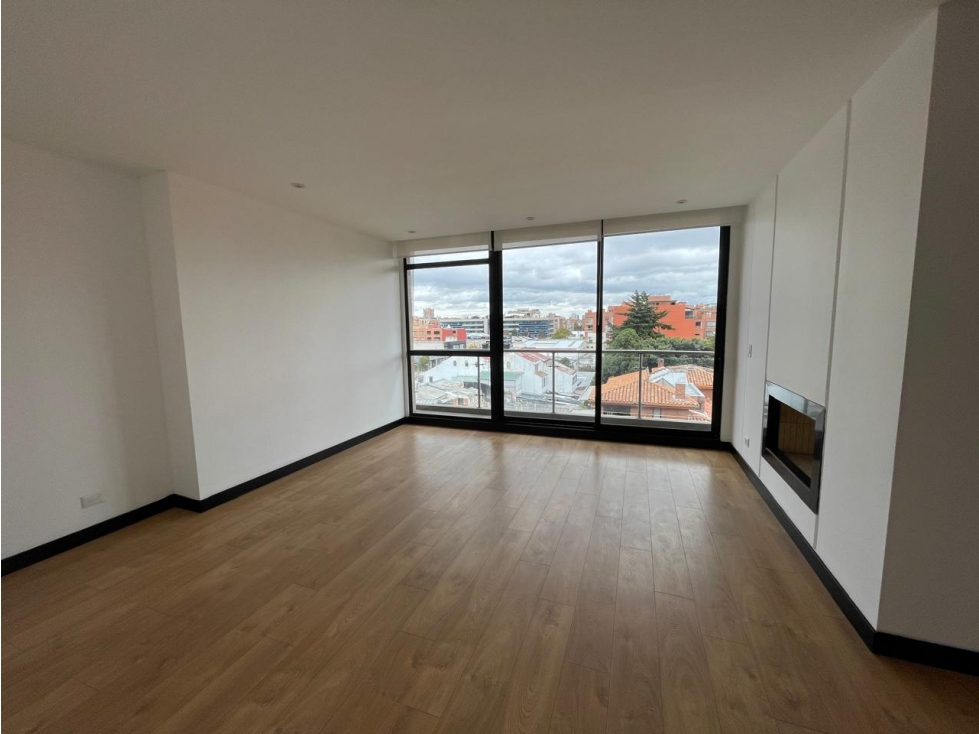 Apartamento iluminado y de buenos espacios en venta — foto 2