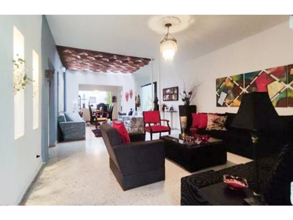 Vendo casa en Laureles, sector Santa Teresita, Ideal Oficinas