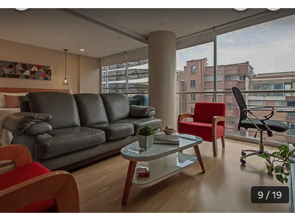Vendo apartaestudio en Conquistadores. Permite rentas cortas