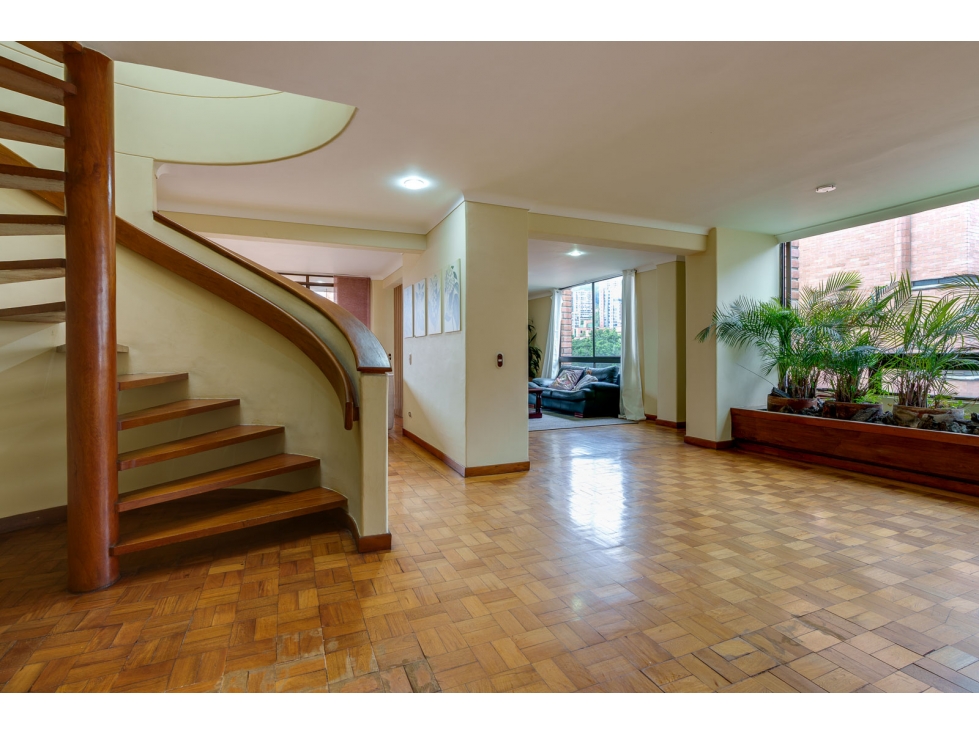 EN VENTA APARTAMENTO DUPLEX , EL POBLADO, CALLE 10 PARTE ALTA — foto 2