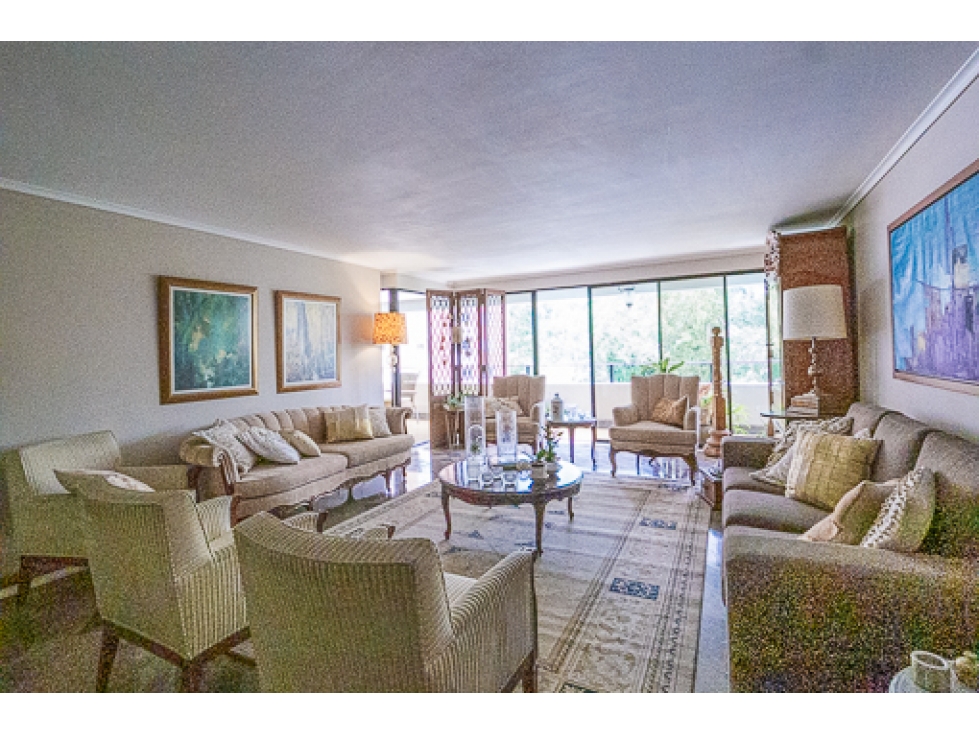 Apartamento Loma del Campestre de 243 mts para reformar — foto 3