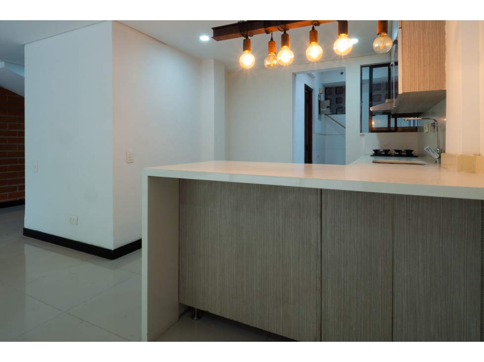 Venta casa en la Loma de las Brujas, parte baja — foto 3