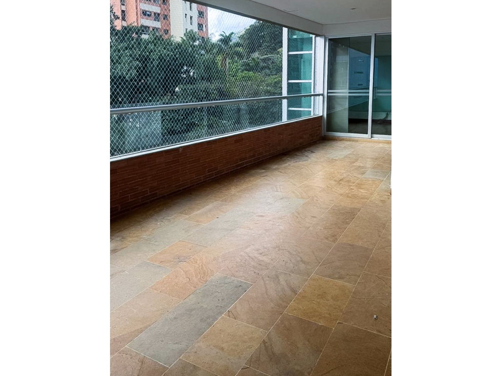 Apartamento en alquiler. Parte alta Loma del Tesoro - 2