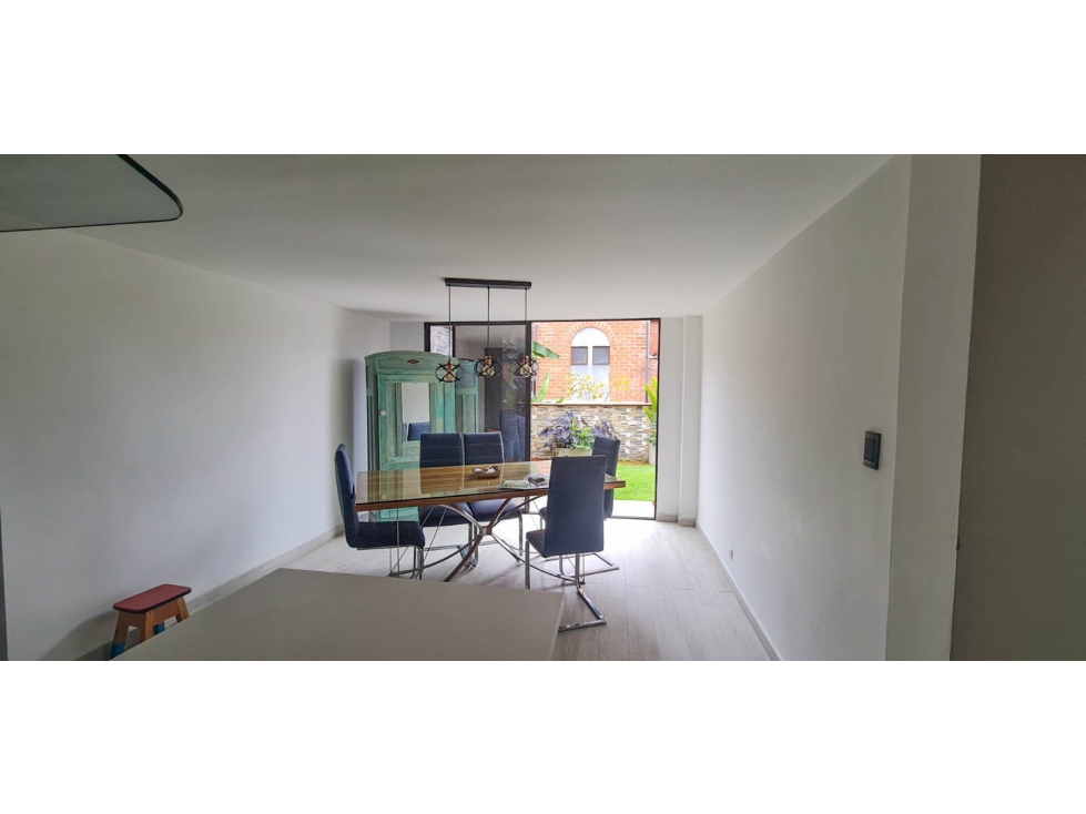 Casa para la venta, reformada, en el sector de San Lucas — foto 4