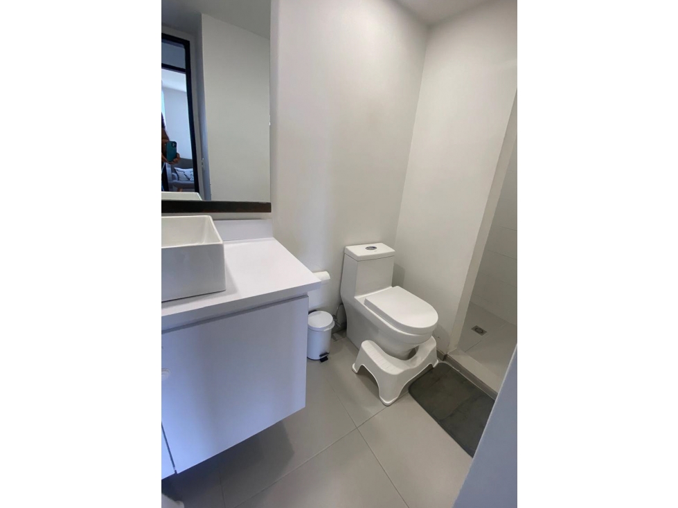 Vendo apartamento remodelado, Loma de Alejandria — foto 4