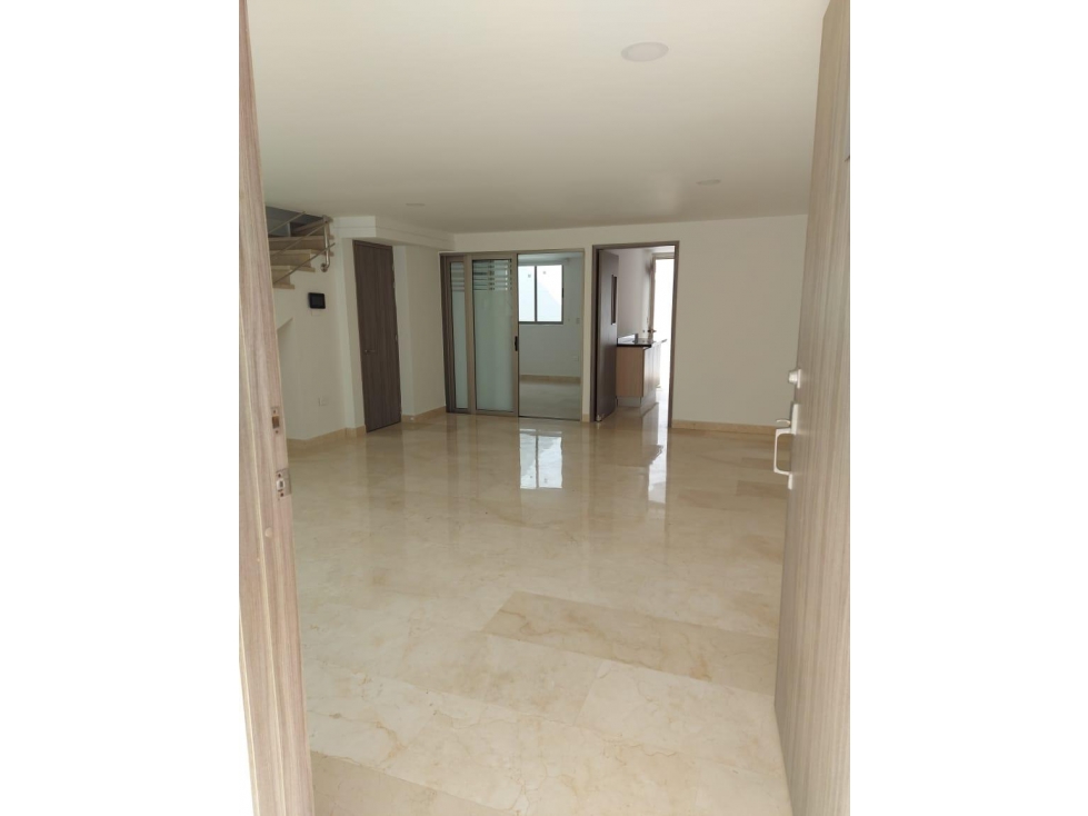 VENDO CASA CONJUNTO DUPLEX 145MTS. LOS NOGALES — foto 2