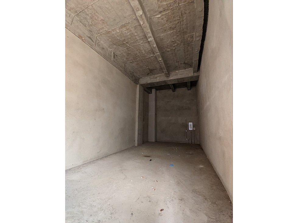 VENDO O ARRIENDO LOCAL EN CENTRO COMERCIAL CARNAVAL - 5