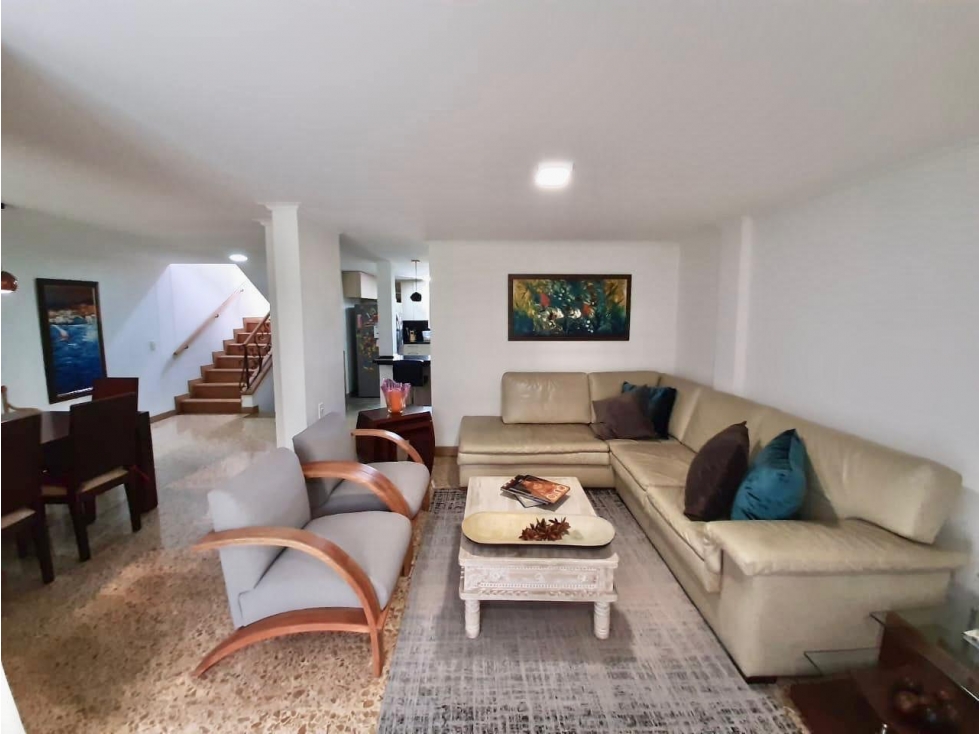 CASA EN VENTA CERCA AL TESORO UNIDAD CERRADA MUY ARBORIZADA — foto 6