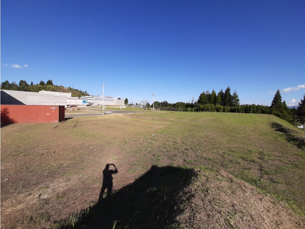 VENTA LOTE PARA BODEGA EN PARQUE INDUSTRIAL a 3 min AEROPUERTO JMC - 6