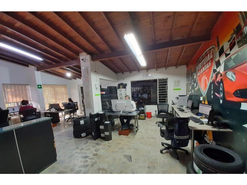 Venta Casa local oficina la Aguacatala 398 Mts2 lote
